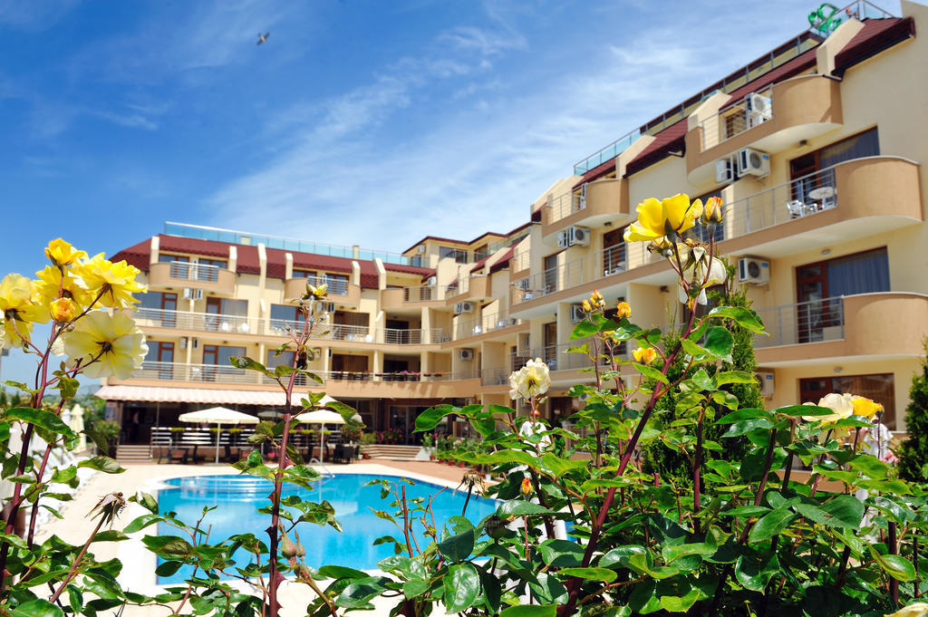 Hotel Iris Nesebar Exteriör bild