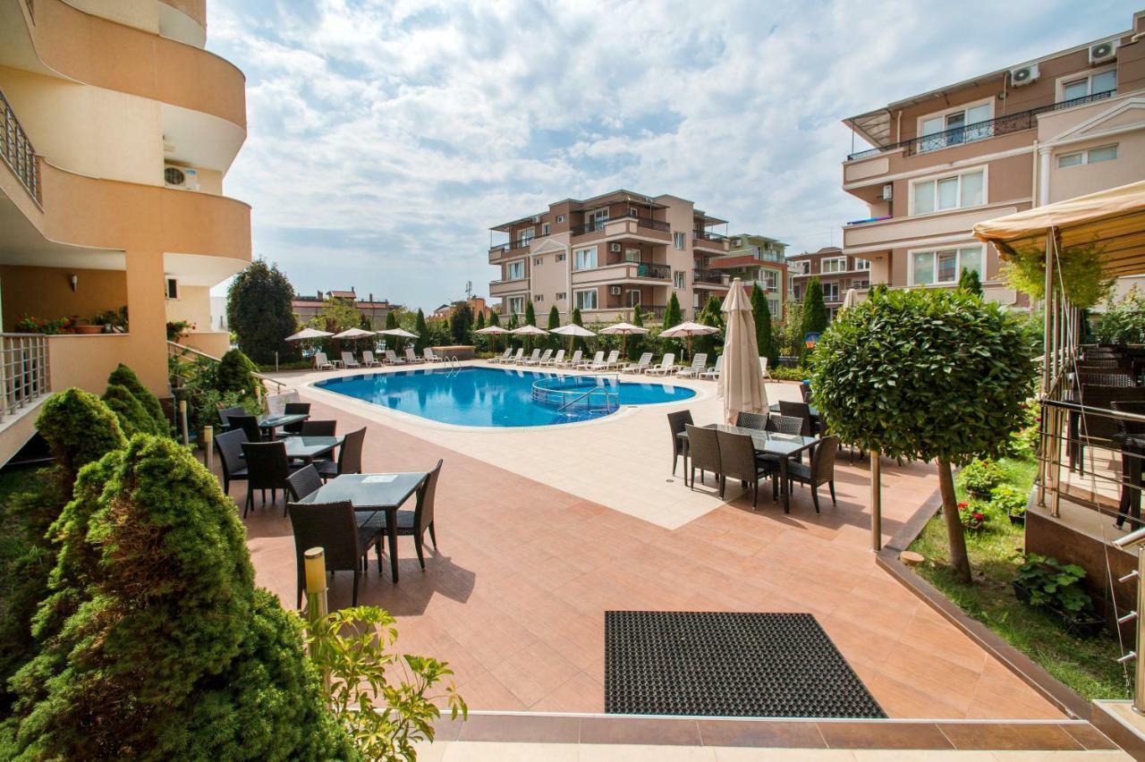 Hotel Iris Nesebar Exteriör bild